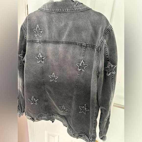 Rails Star Patch Denim Jacket - Picture 5 of 9